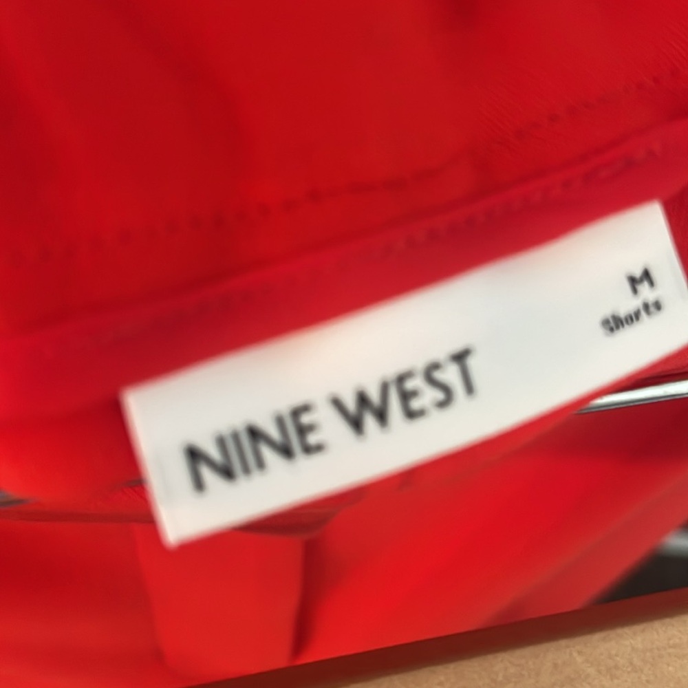 🆕 NINE WEST High Rise Dress Shorts - Picture 4 of 4